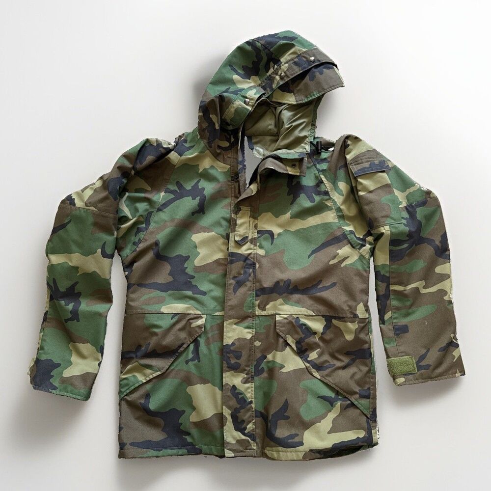USGI Military Woodland Camo Parka Cold Weather Medium Long Rain Jacket